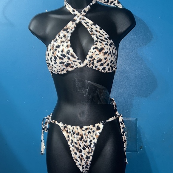 Animal Print bikini - Picture 2 of 7